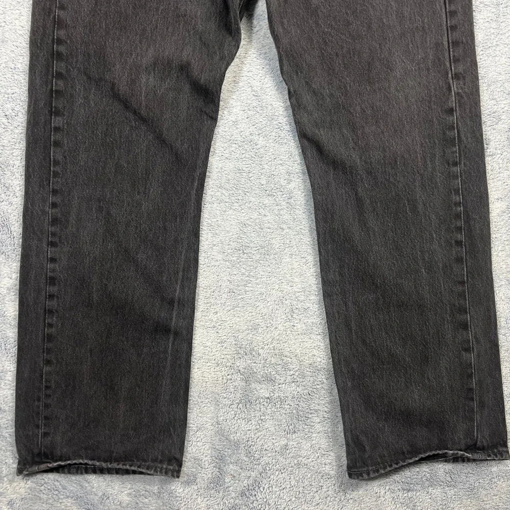Levi's Mens 40x32 Black 501 Original Fit Straight Leg Button Fly Denim Jeans